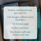 Descriptif du contenu de la box lecture Mystery Moment – Livre mystère personnalisé, bougie, thé, accessoires livresque et accessoires self-care 
